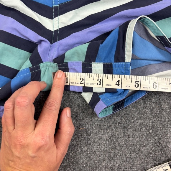 PATAGONIA Women’s W’s Wavefarer Boardshort 5” Water Ribbons: Dam Blue size: 8 - Picture 9 of 11